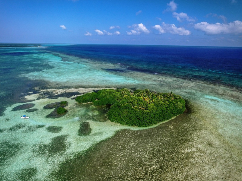 world-best-swim-spots