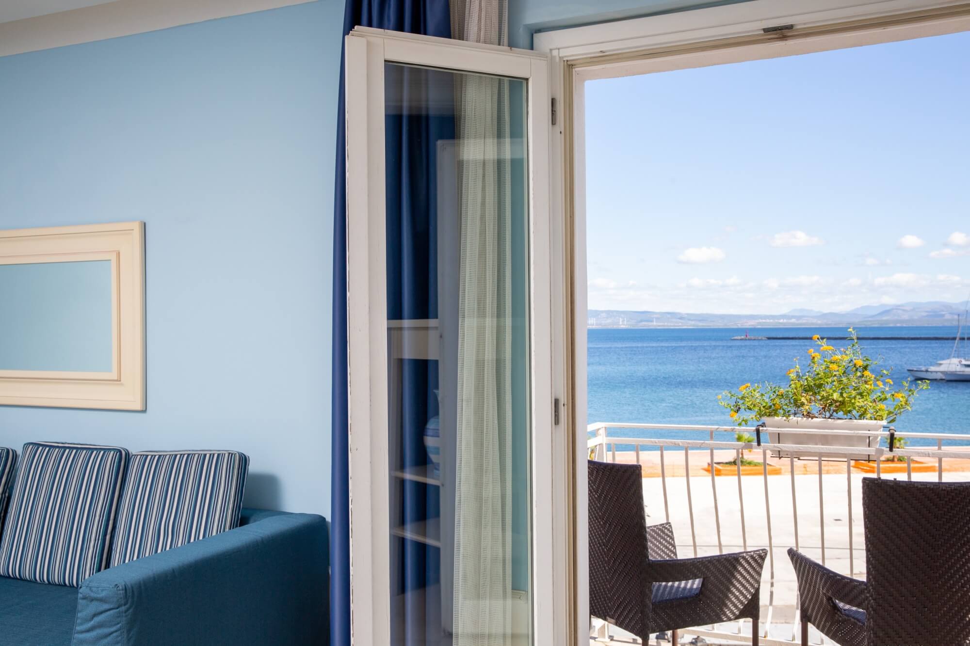 Hotel Riviera Twin/ Double with Sea View and Balcony Room