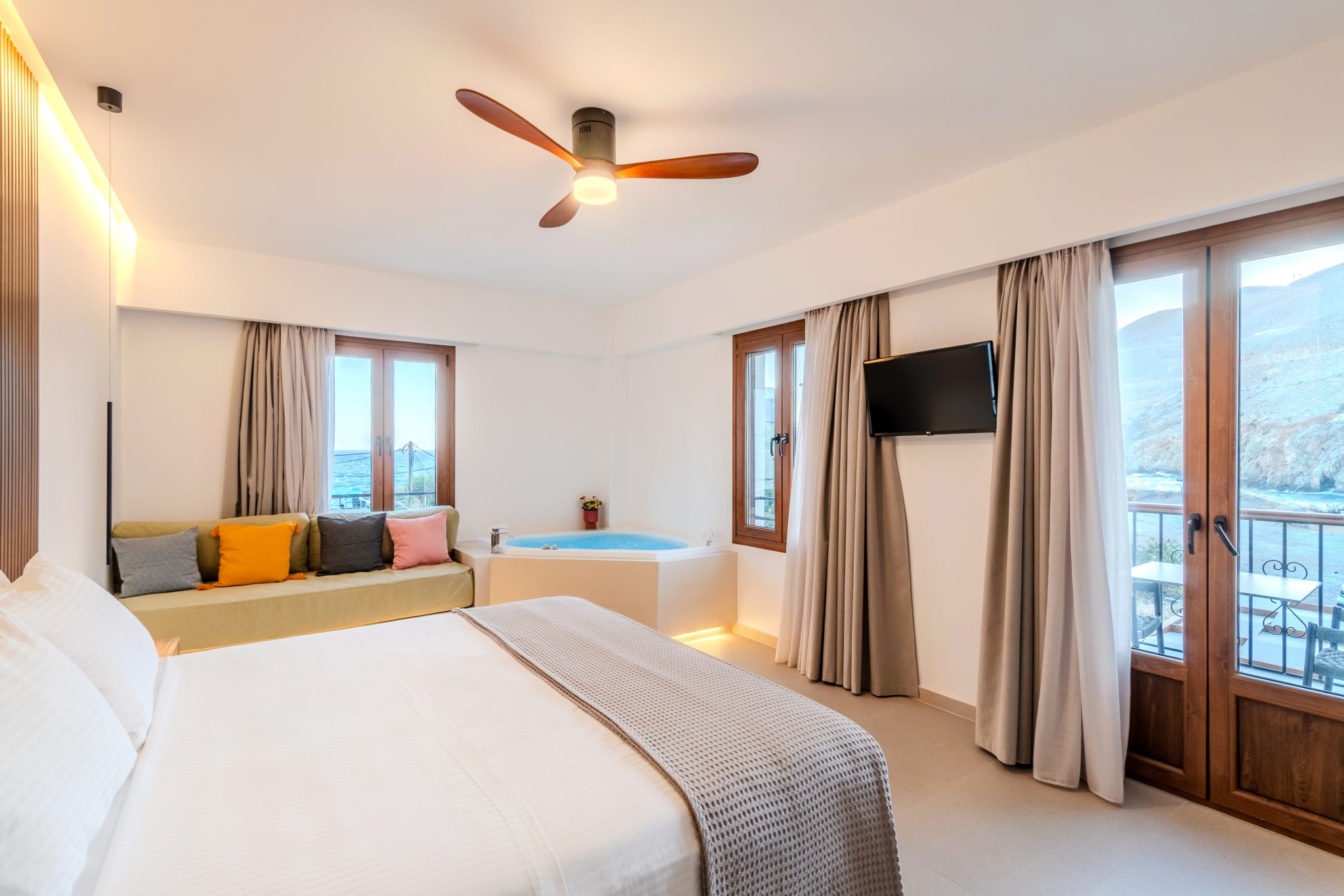Garden_View_Bed